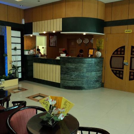 Hotel Sogo Cabanatuan Esterno foto