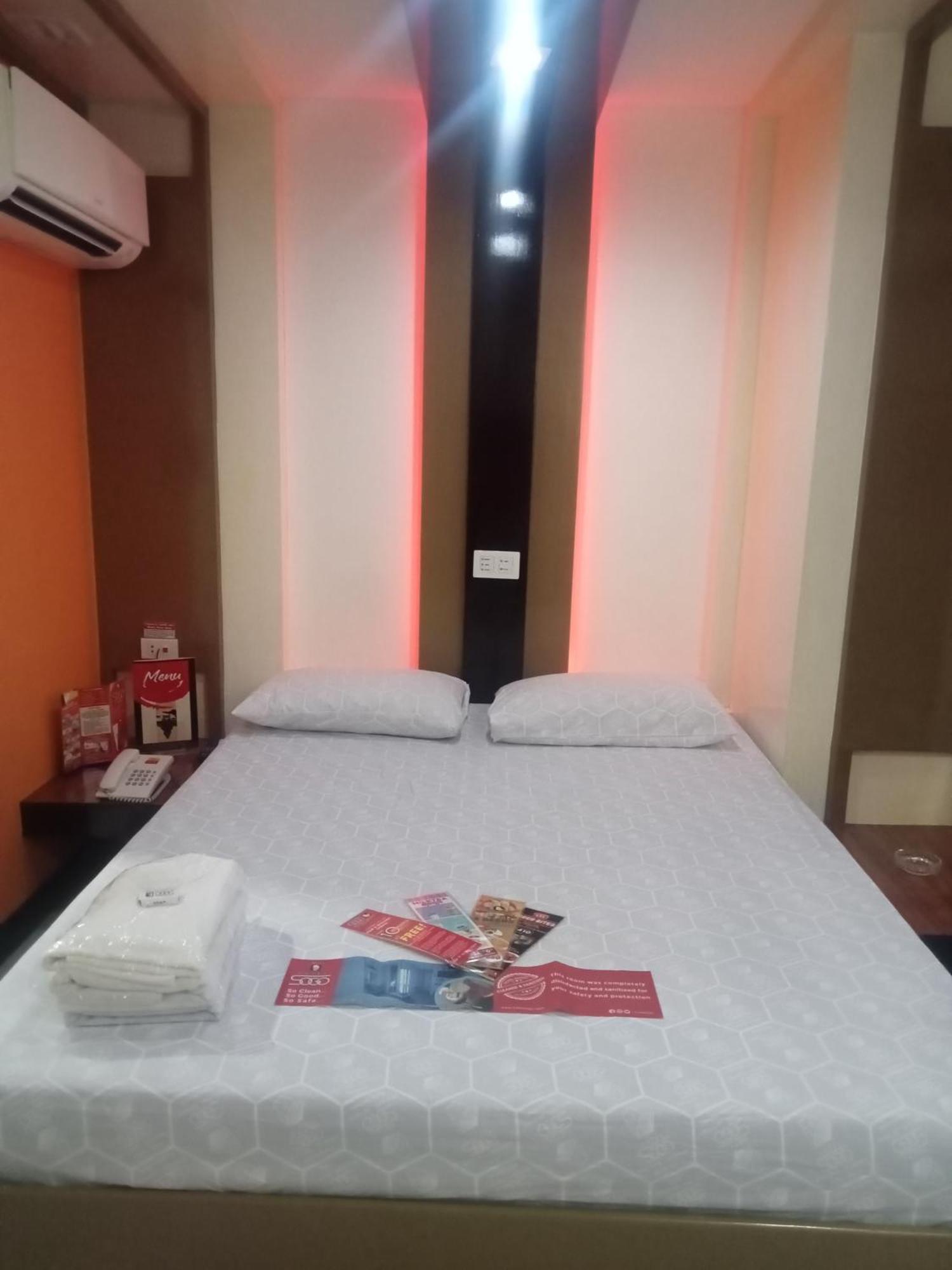 Hotel Sogo Cabanatuan Esterno foto