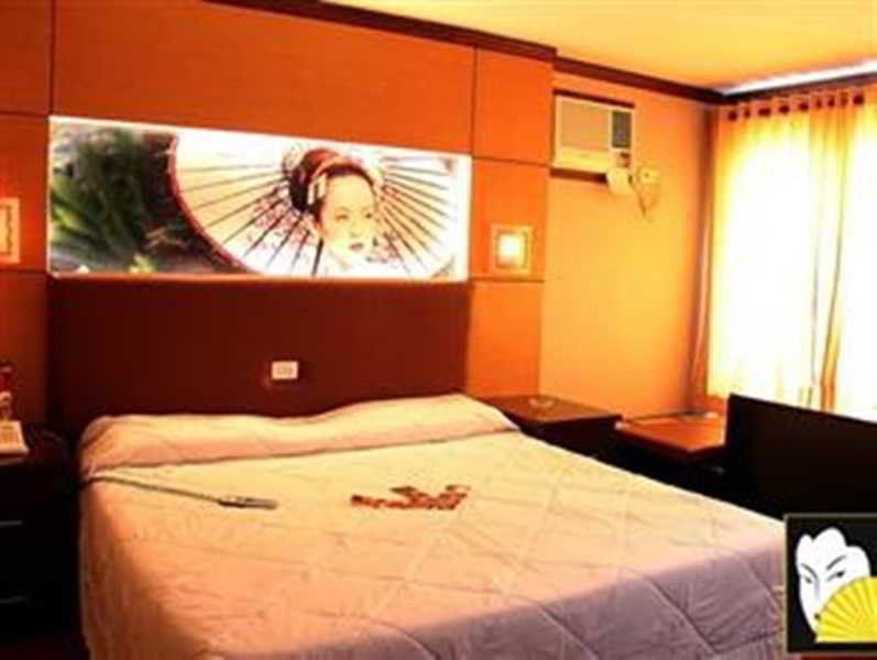 Hotel Sogo Cabanatuan Esterno foto